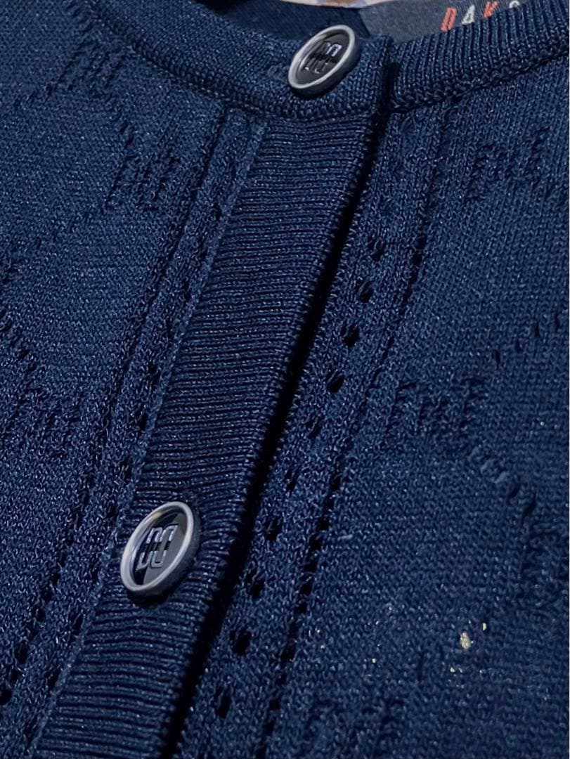 新品 ダックス カーディガン ニット モノグラム柄 透かし編み ロゴ