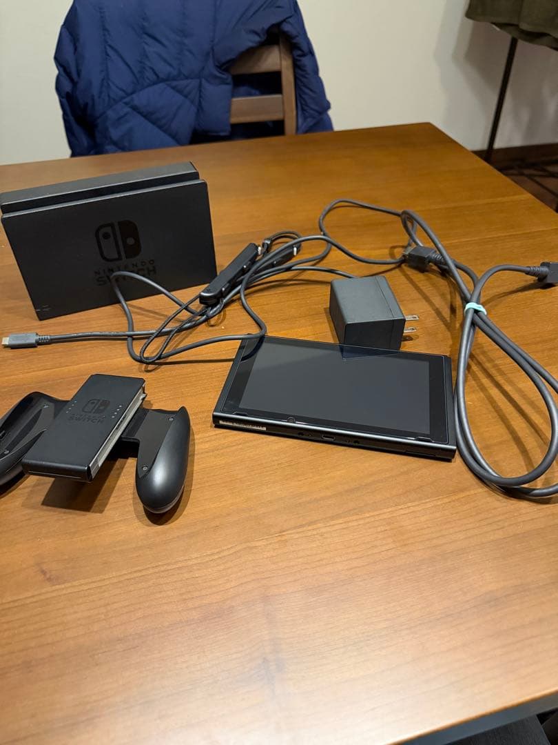 Nintendo Switch 本体 グレー　バッテリー強化版　ジョイコンと箱無 Amazon.co.jp: 【整備済み品】 任天堂 Nintendo Switch Joy-Con(L)/(R