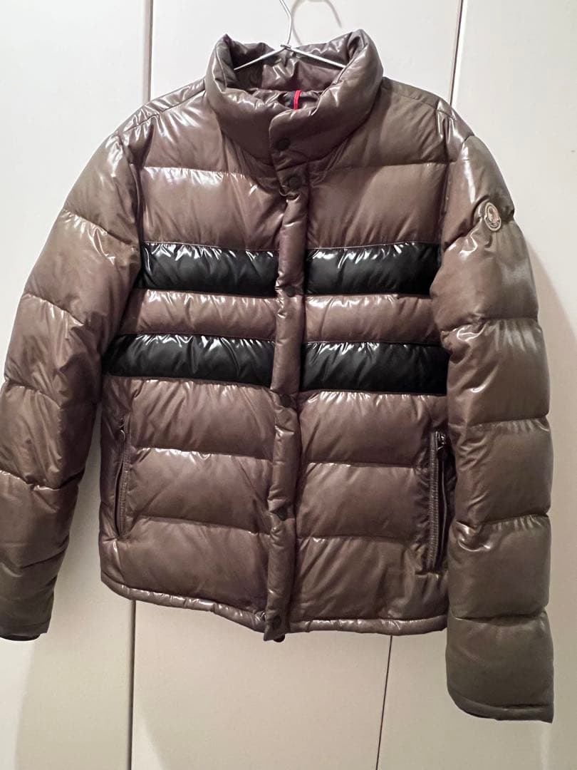 MONCLER トーマス　カーキ色ダウンジャケット 最安値】 MONCLER モンクレール ダウンジャケットトーマスカーキ1