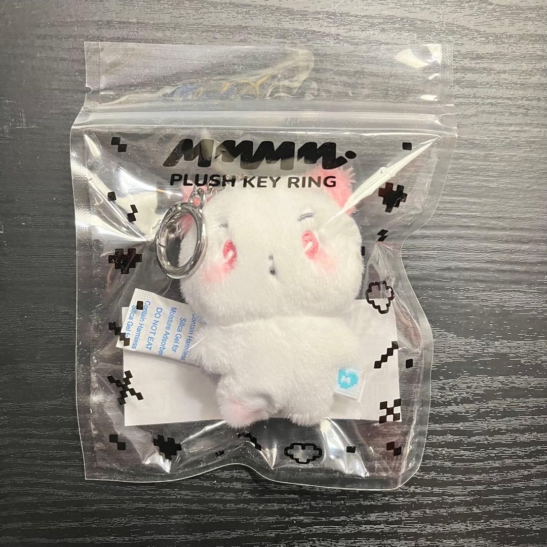 PLAVE MMMM キーホルダー バンビ BAMBY popup - メルカリ
