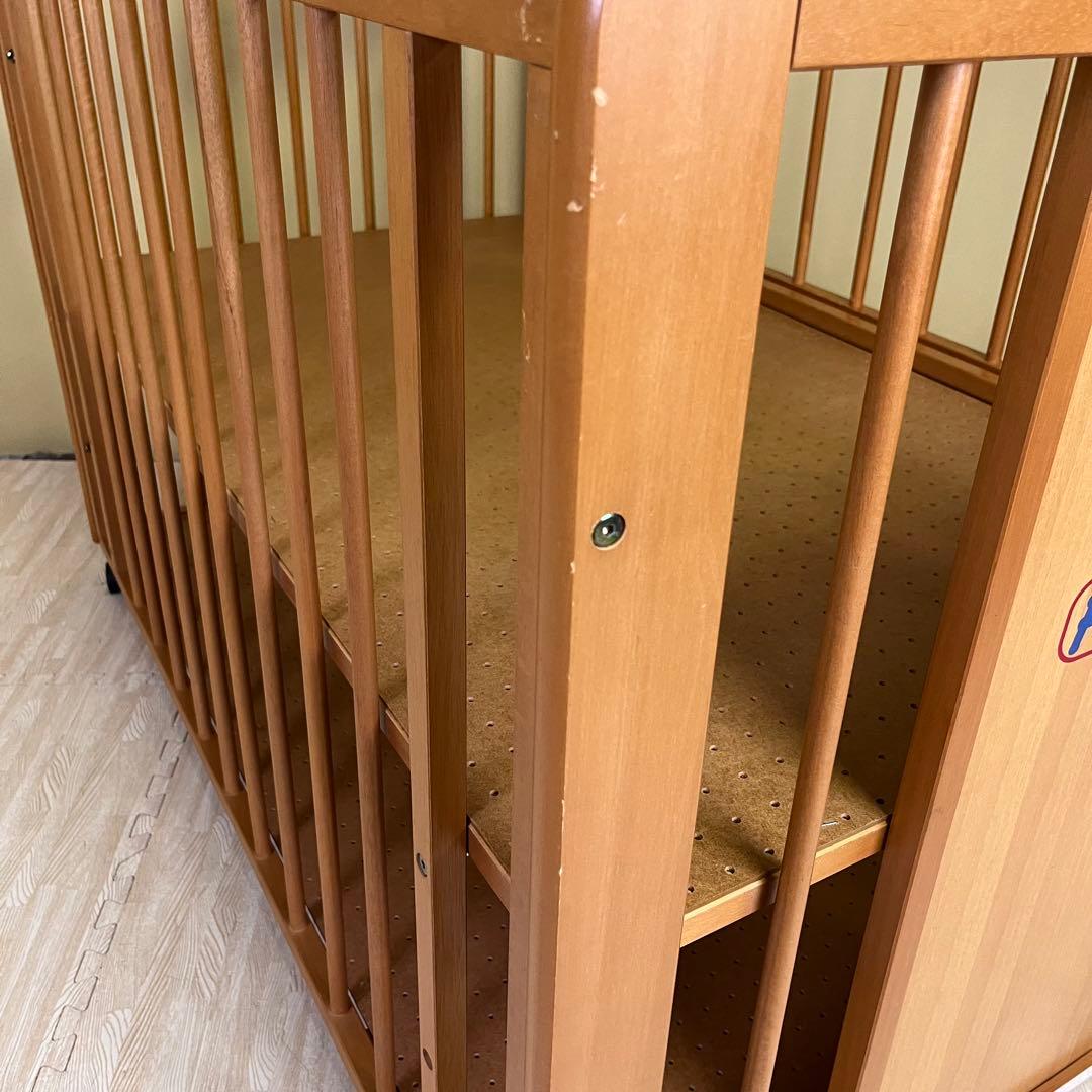 ☆除菌清掃済☆ カトージ くまのプーさん ベビーベッド ライトブラウン