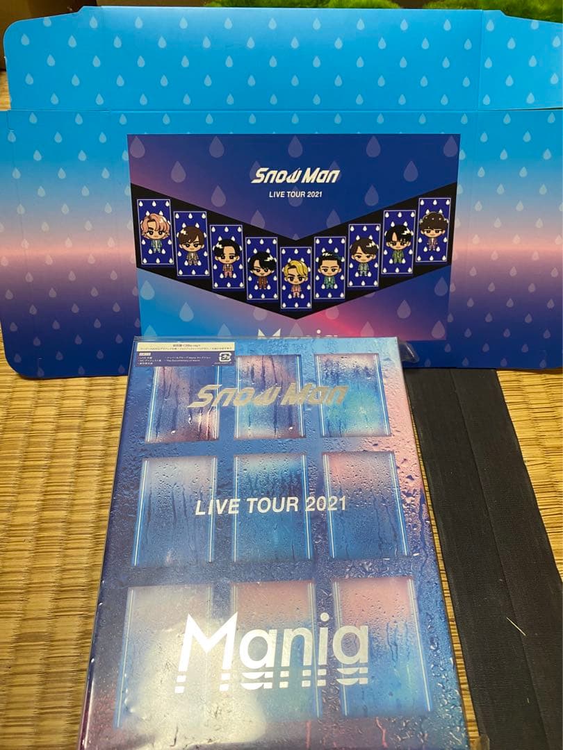  mania  初回限定盤　Blu-ray Man Amazon.co.jp: Snow Man LIVE TOUR 2021 Mania(Blu-ray3枚組)(初回盤