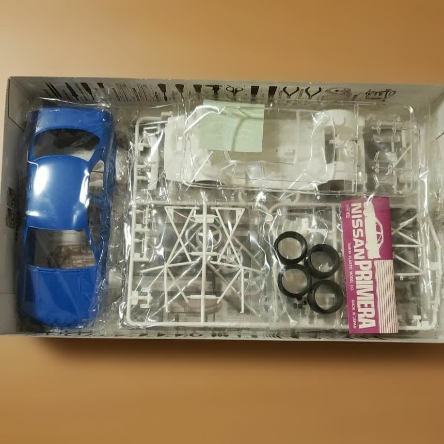 絶版】カルソニックプリメーラJTCC 1/24 プラモデル未組立中古品