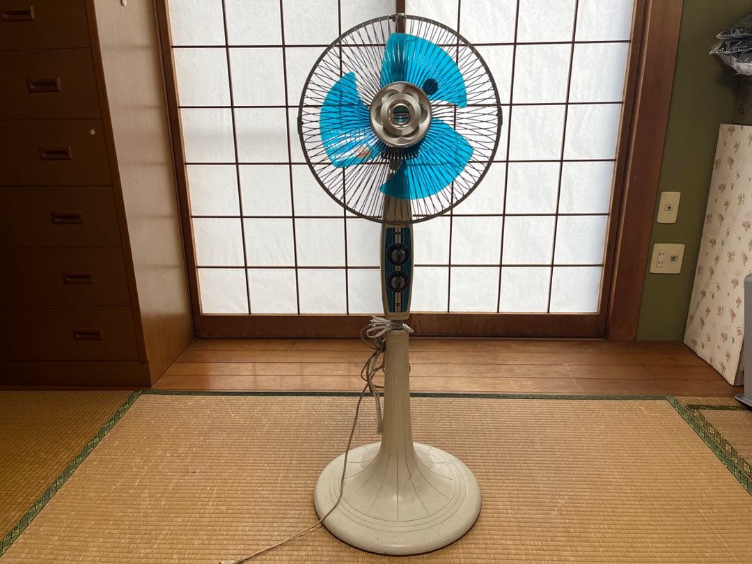 National ナショナル レトロ 扇風機 F-30V1M 伸縮可能 店舗にも National ナショナル レトロ 扇風機 F-30V1M 伸縮可能 店舗にも