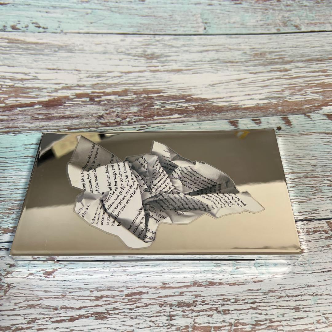 バイレード BYREDO ビブリオフィリア アイシャドウパレット - メルカリ