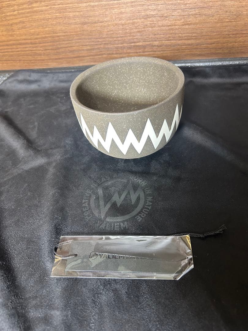 バリエム MONSTER MOUTH GLUTTONY Mサイズ POT - VALIEM ONLINE STORE