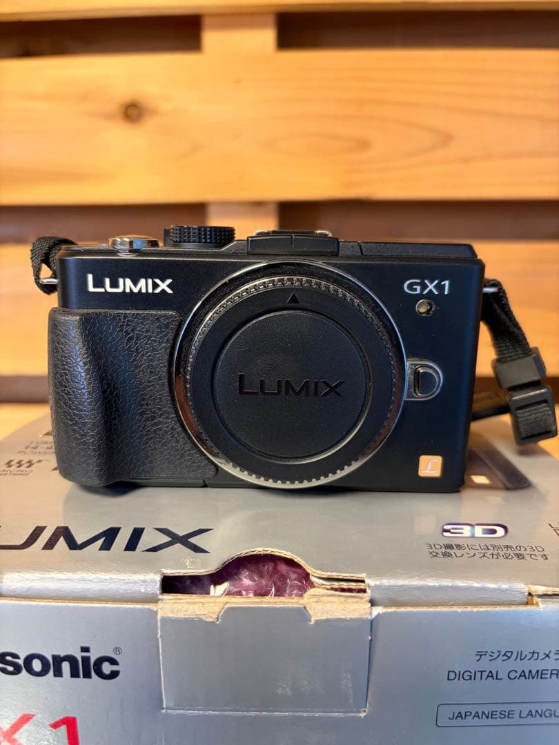 LUMIX GX1 ミラーレス一眼 ブラック　中古 camerart-shop_panasonic-lumix-