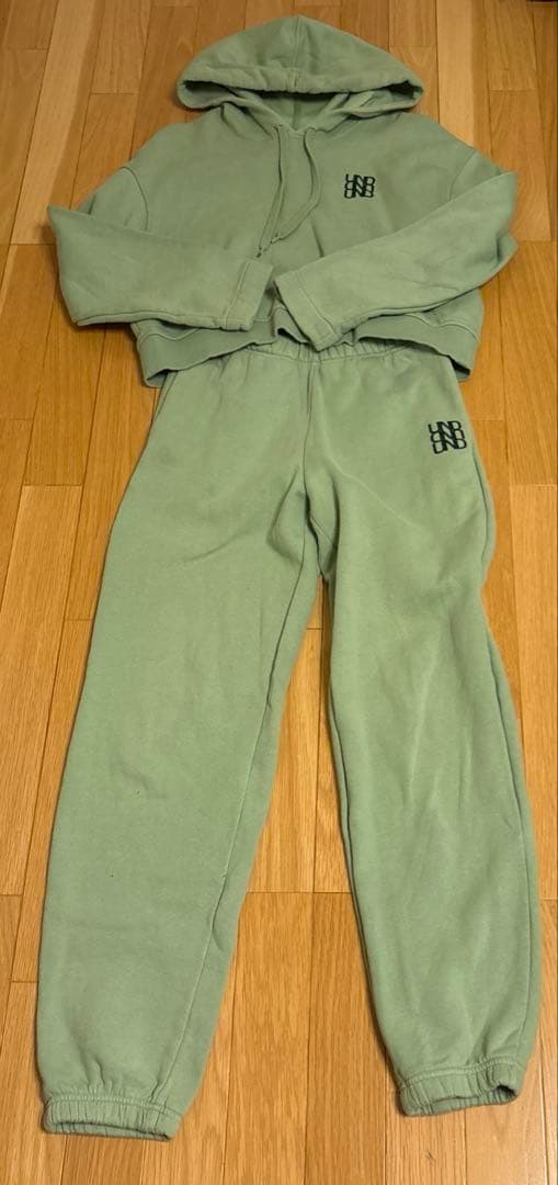 BAUM UND PFERDGARTEN スウェット セットアップ - メルカリ