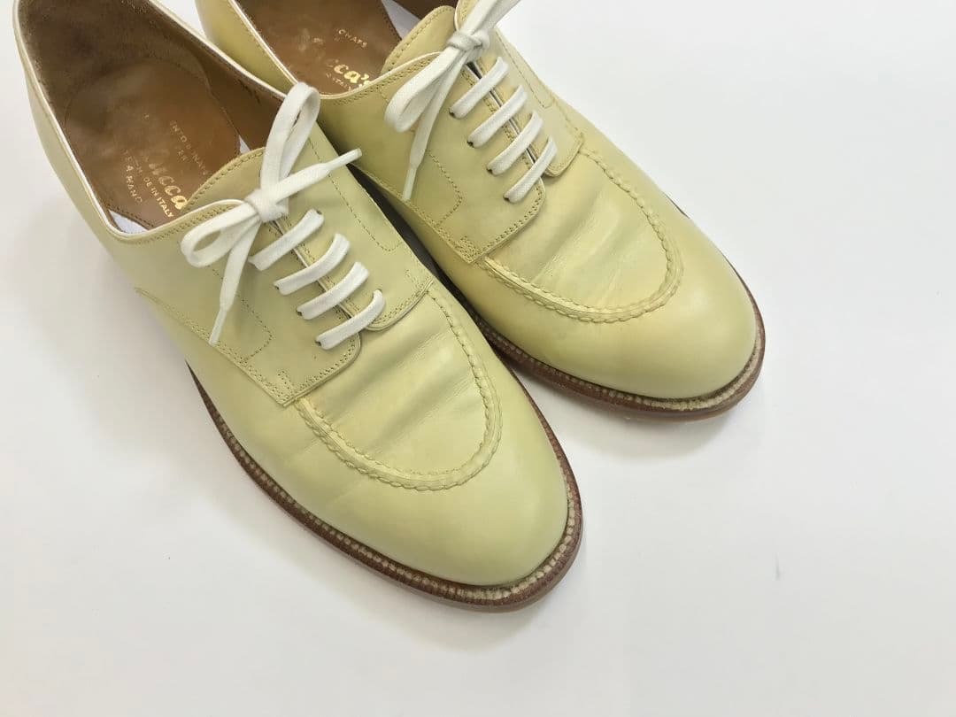 サ*ロ様 レユッカス karena/u 39.5 白系 2026年最新】le yucca's 39の人気アイテム - メルカリ