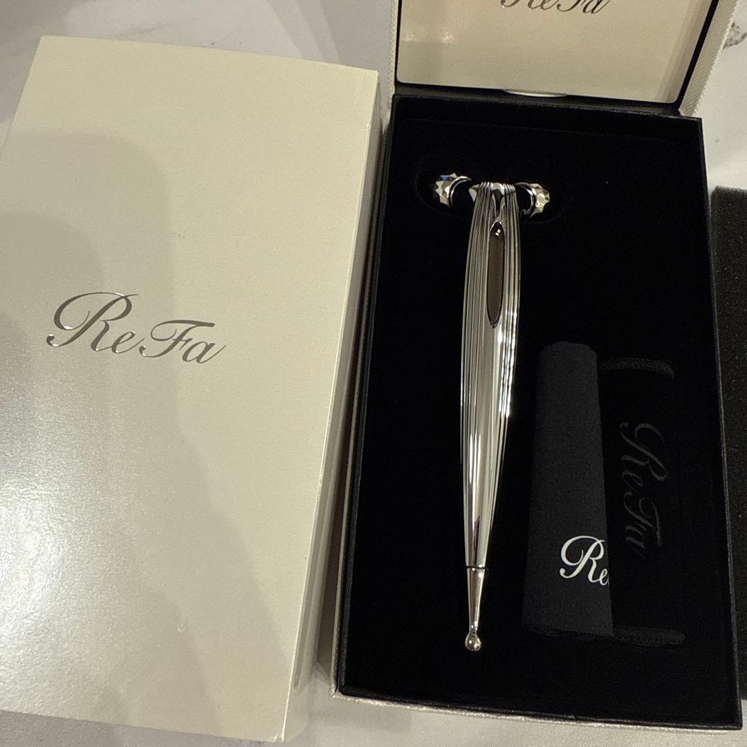 ReFa リファ エスカラットレイ 美顔ローラー シルバー 専用ケース付き ReFa（リファ） 美容家電 リファエスカラットレイ ReFa S CARAT RAY