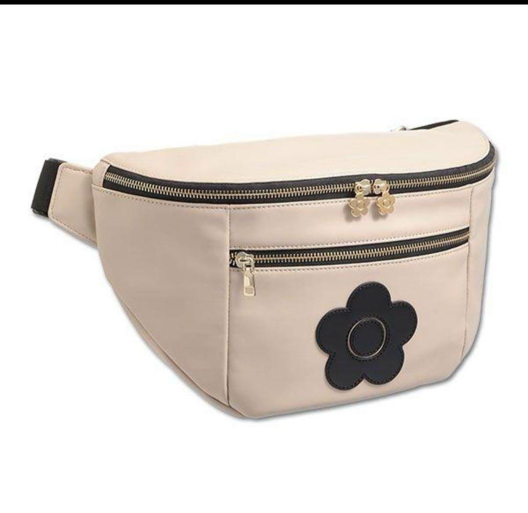 フロントポケットデイジーパッチ ボディバッグ（べージュ）マリー