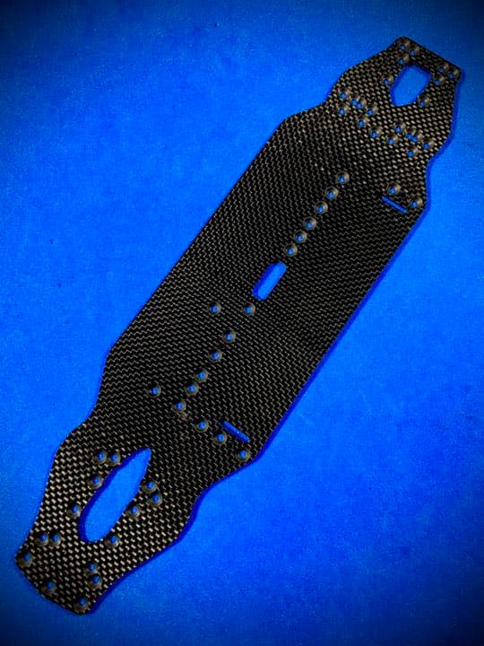 XRAY T4 2020 メインシャーシ　2.2㎜　艶あり平織カーボン　蕨山 XRAY T4 2020 メインシャーシ 2.2㎜ 艶あり平織カーボン 蕨山