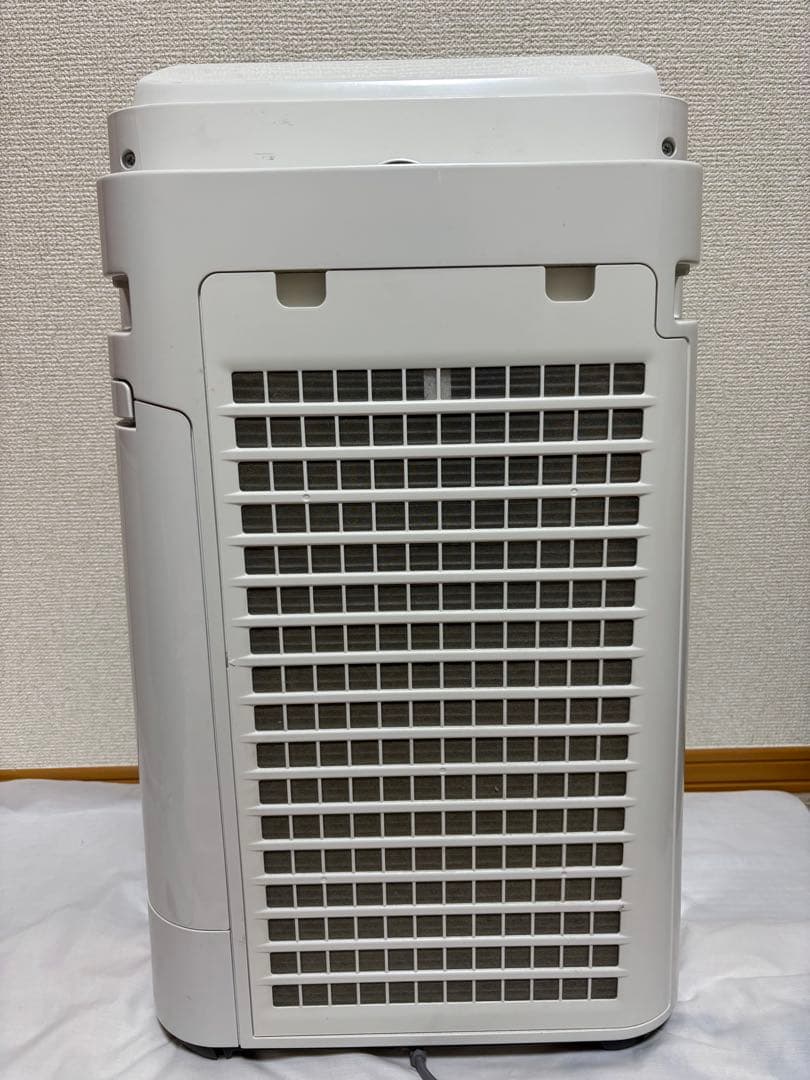 SHARP シャープ 加湿空気清浄機 KC-40TH4-W - メルカリ