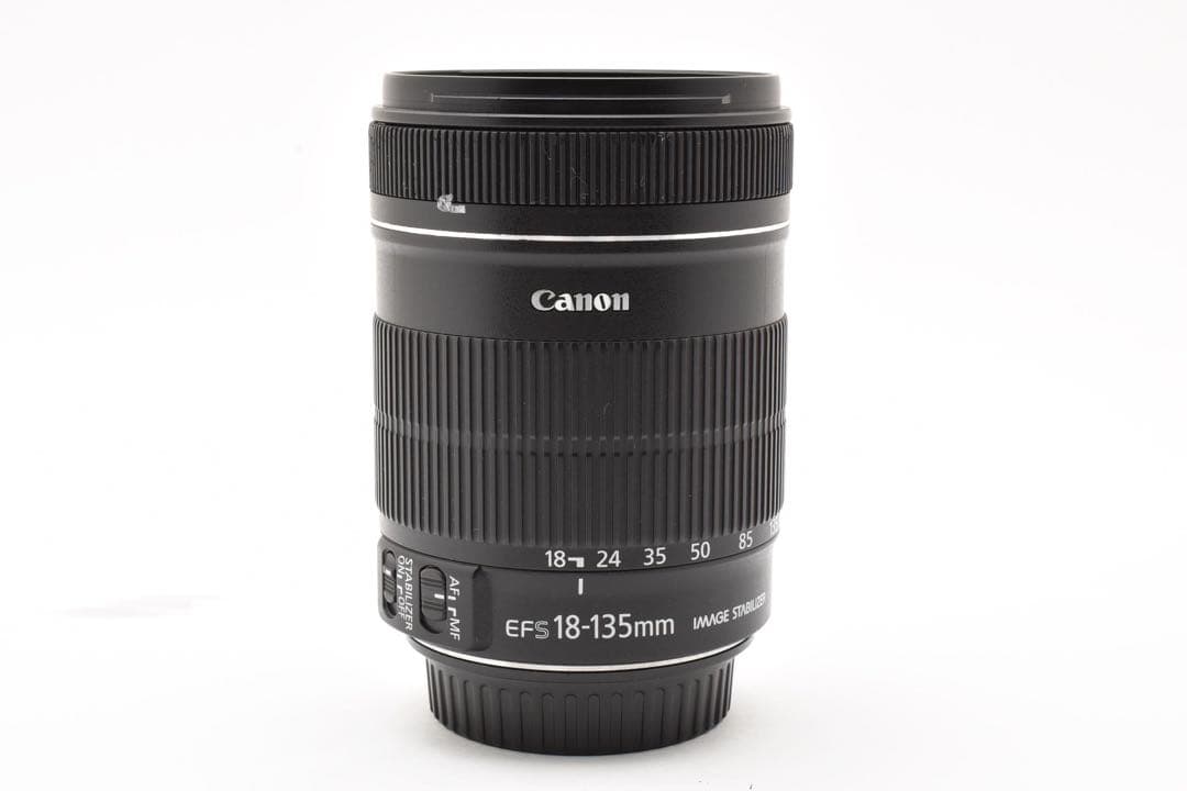 ★良品★ Canon EF-S 18-135mm F3.5-5.6 IS