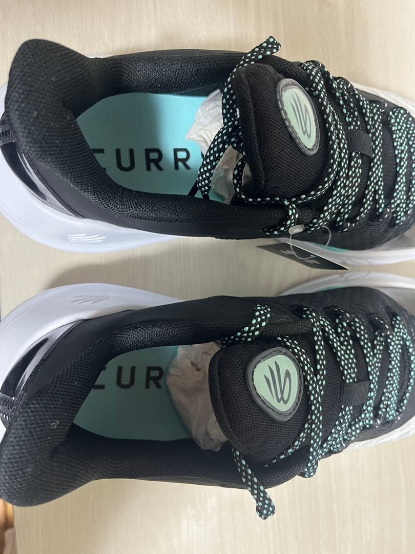 新品タグ付 アンダーアーマー カリー11 27.5cm バッシュ Curry11