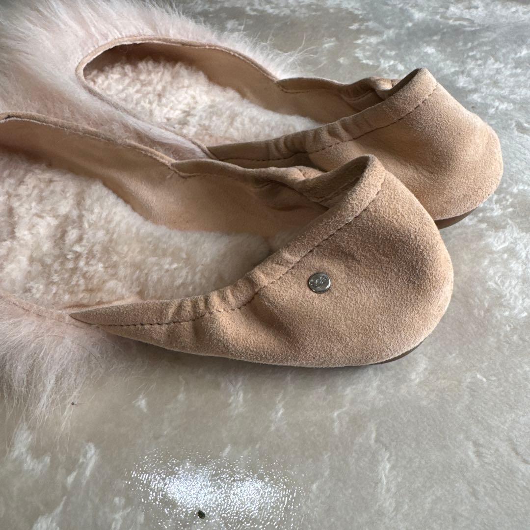 sanpei 様専用UGG アグ】ジニー フラッフ フラットシューズファー☆