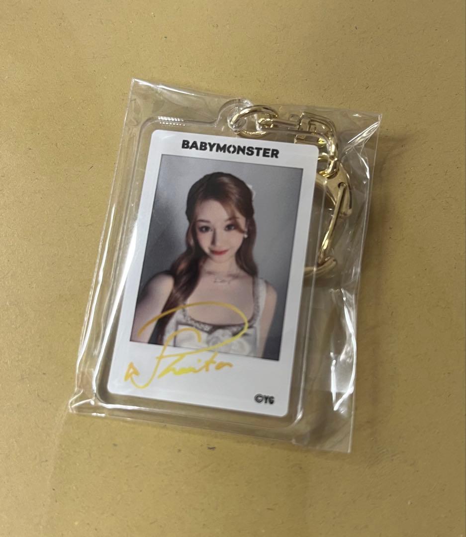 BABYMONSTER ファンコンサート カプセルトイ パリタ 会場限定 - メルカリ