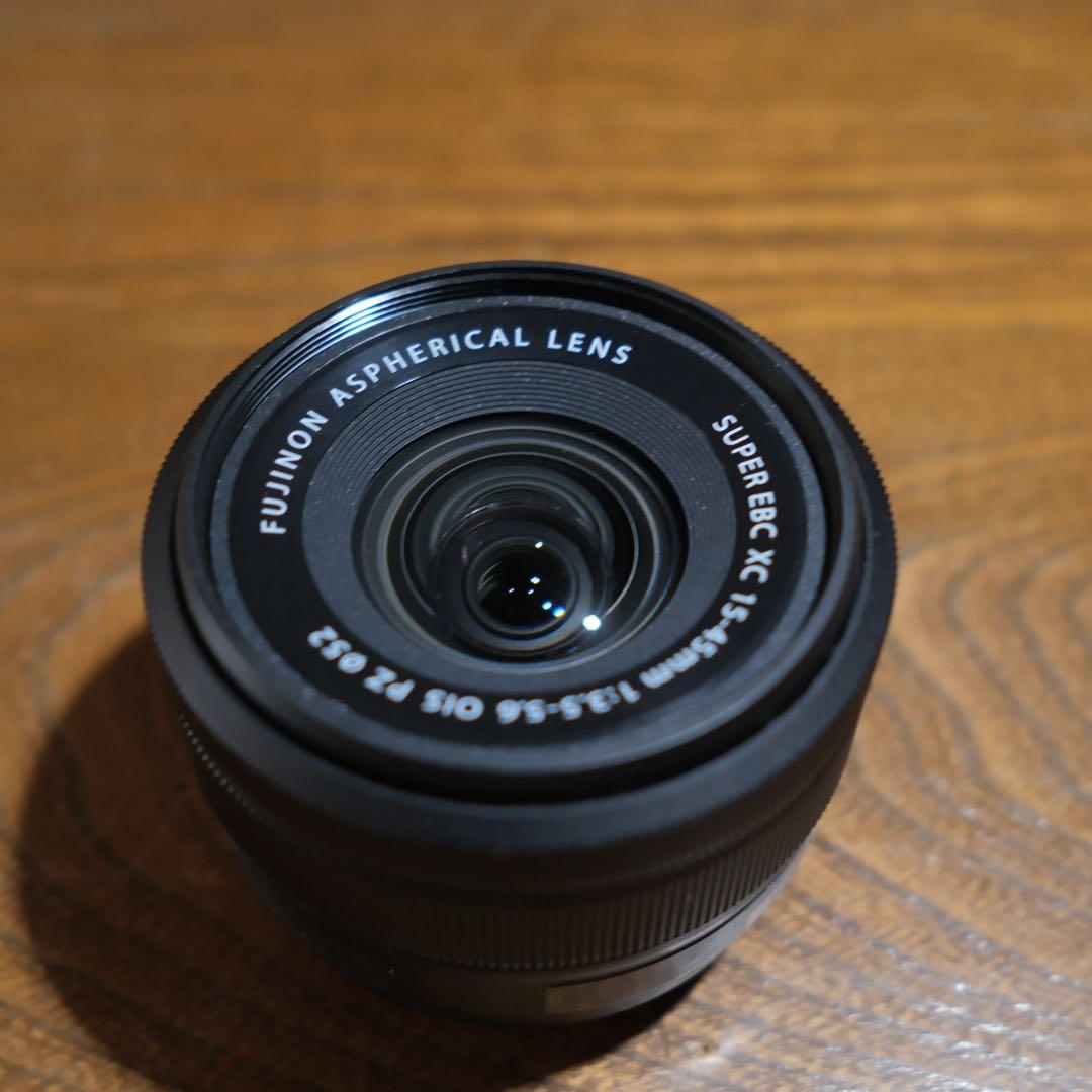 Fujinon 15-45mm f/3.5-5.6 レンズ