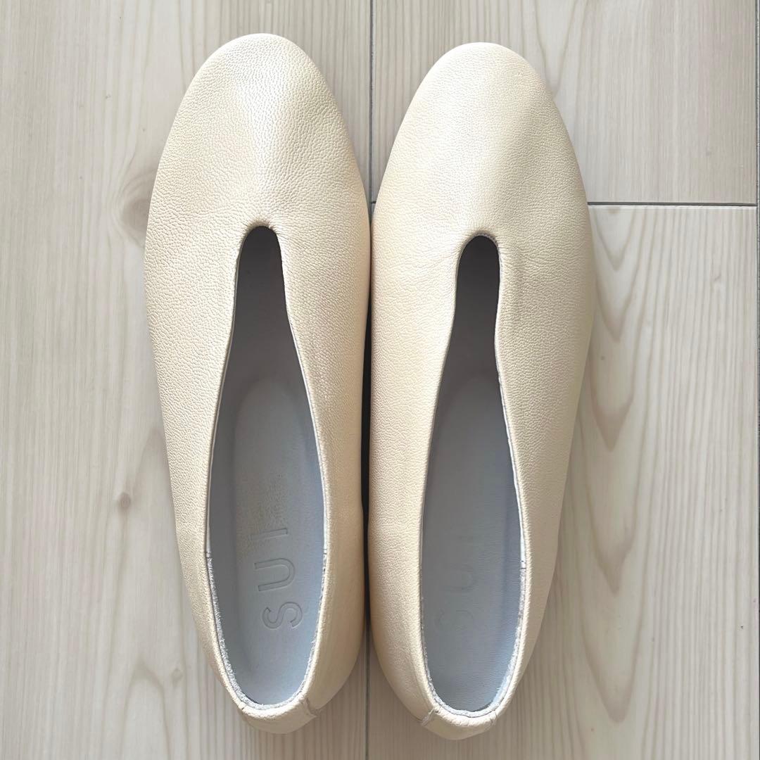 【未使用】SUI V BALLET サイズ3 中古・古着通販】SUI (スイ) V ballet shoes ゴールド サイズ:3