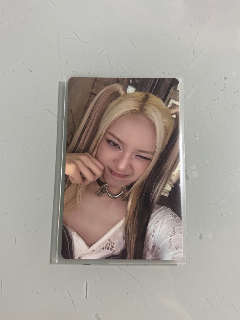 BABYMONSTER ベビモン チキータ weverse 特典 トレカ - メルカリ