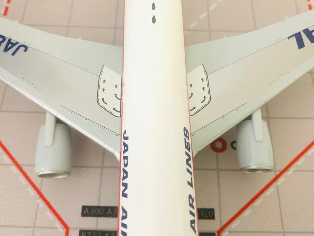 昭和ろく様専用お纏め‼️日航初代2代目鶴丸塗装機2機セット(767と