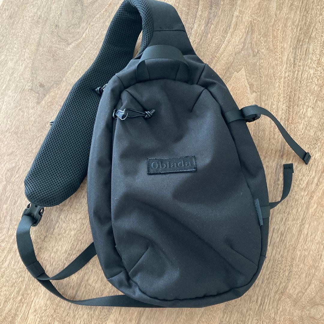 CINCH シンチ Oblada オブラダ ボディバッグ トラベルスリング 黒