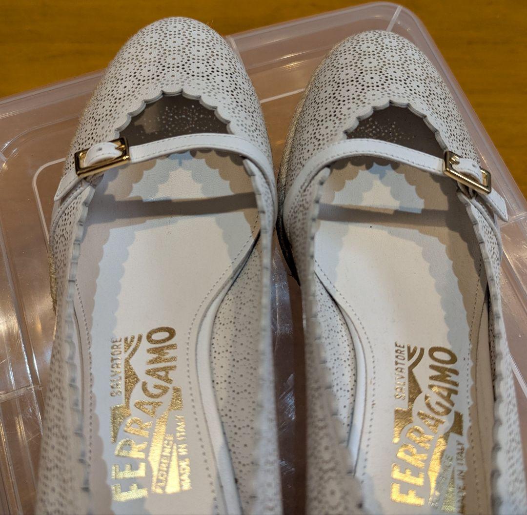 美品】サルヴァトーレフェラガモ パンチング エスパドリーユ パンプス