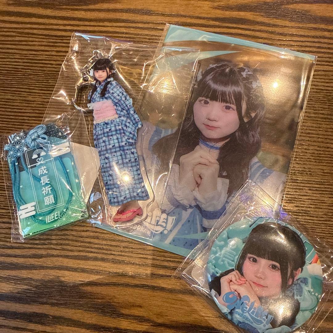 iLiFE! 虹羽みに アクキー 缶バッジ クリアカード アクリルお守り　セット iLiFE 虹羽みに クリアカード 缶バッジ アクリルお守り｜Yahoo!フリマ