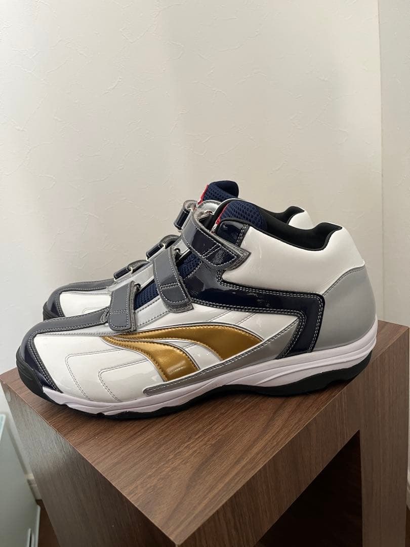 久保田スラッガー　オーダー　トレーニングシューズ　アップシューズ　28.5cm