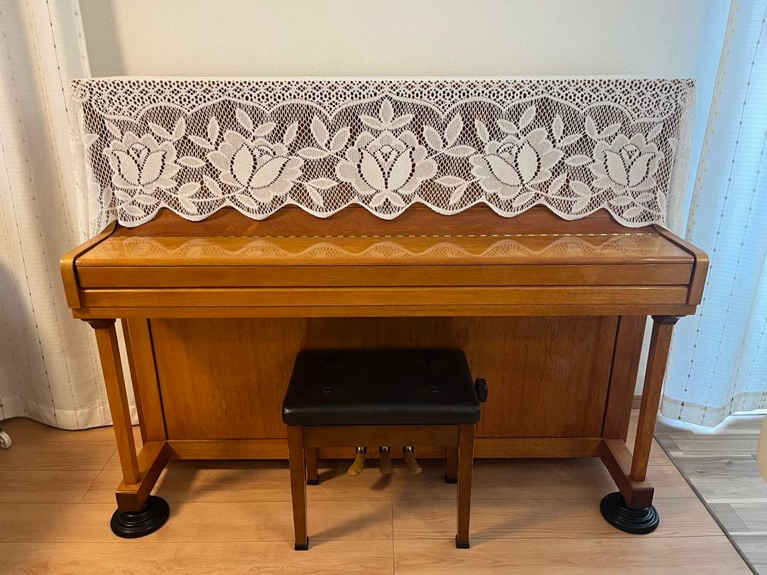 Niemeyer アップライトピアノ(カバー・椅子付き) - 鍵盤楽器新品