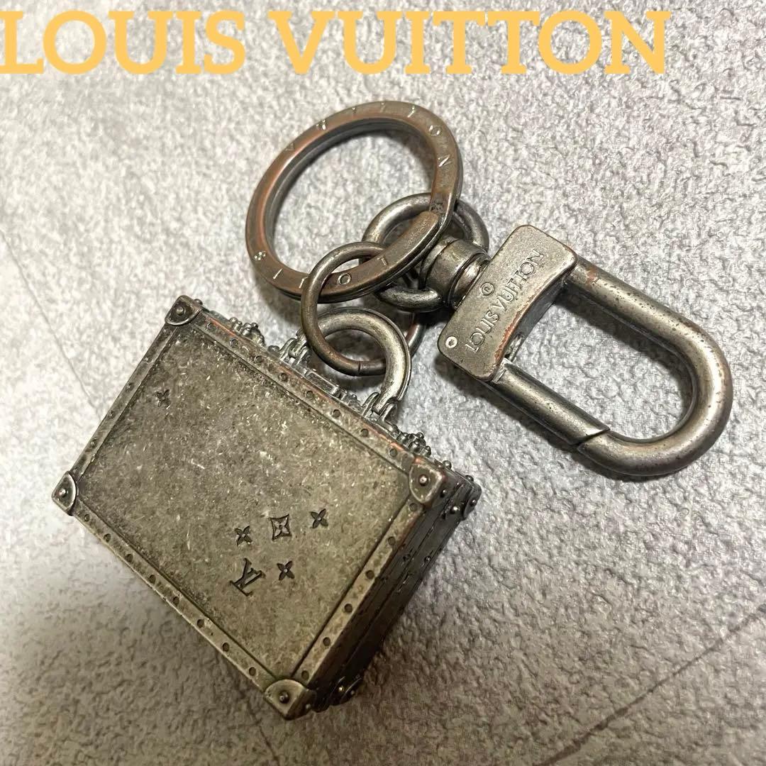 ルイヴィトン ザ プレジデント キーホルダー キーリング バッグチャーム メンズ 楽天市場】【美品】ルイヴィトン 【LOUIS VUITTON】M67366 ザ