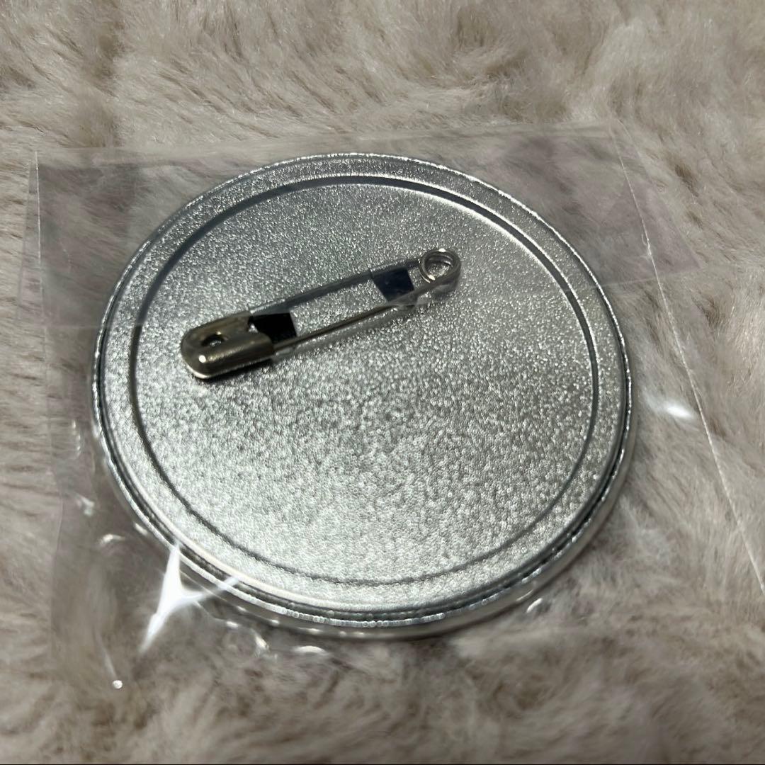 仮面ライダーガヴ ショウマ 缶バッジ - メルカリ