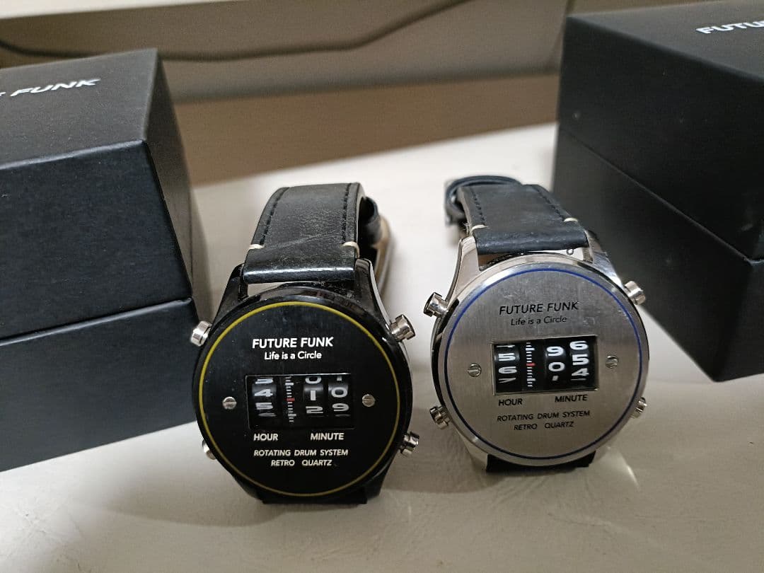 FUTURE FUNK デジタル腕時計 2点セット ローラーデジタルウォッチ「FUTURE FUNK(フューチャーファンク)」から