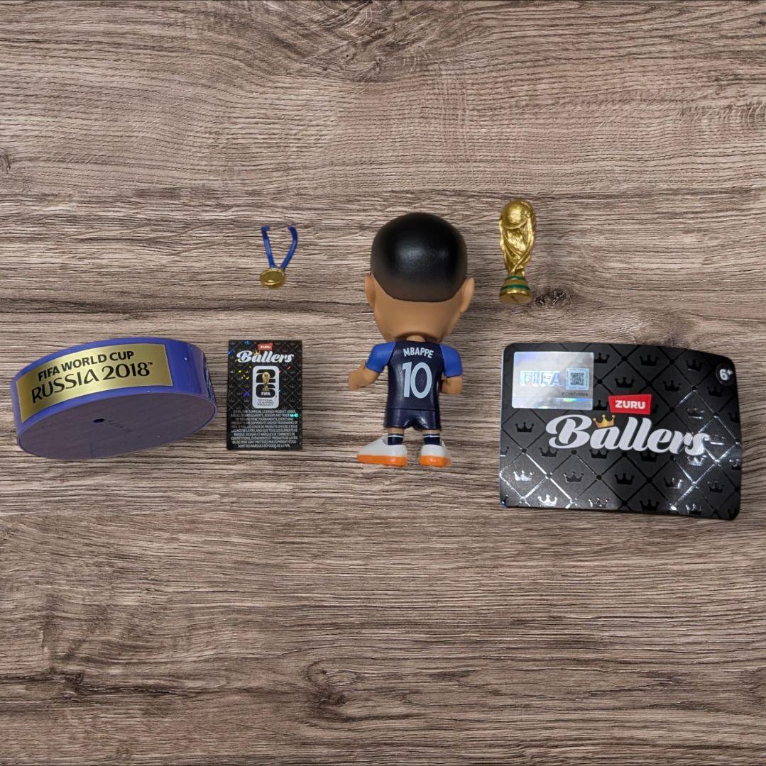 ZURU FIFA Ballers フィギュア スーパーレア エムバペ - メルカリ