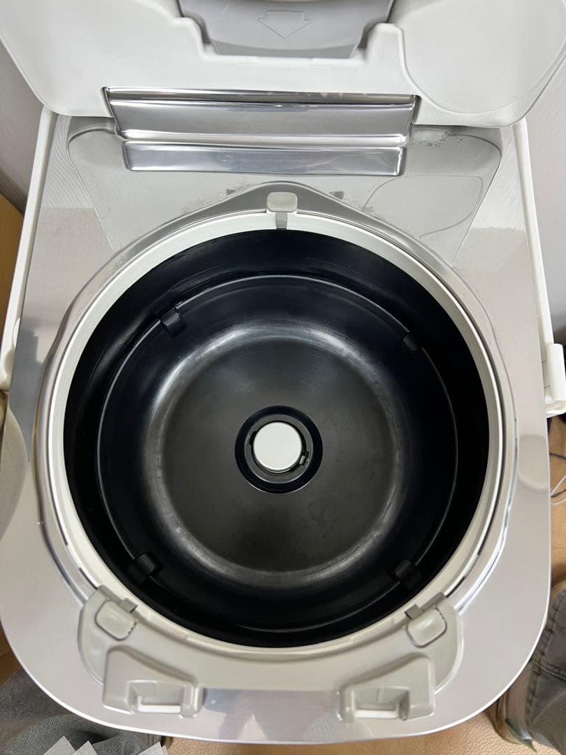 Panasonic 可変圧力IHジャー炊飯器 SR-PW106 2017年製 - メルカリ