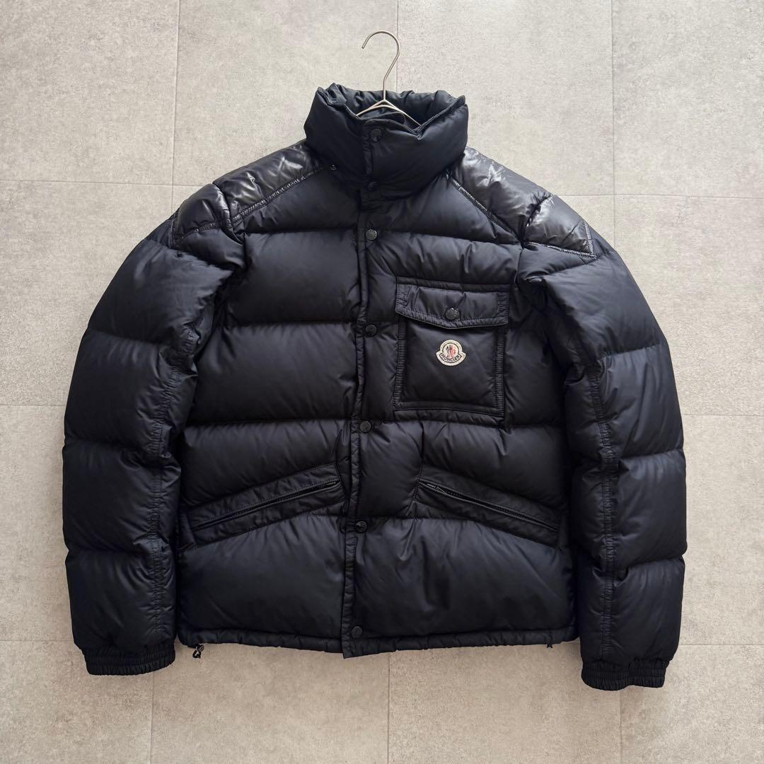 モンクレール ダウンジャケット ロゴワッペン 紺色 ネイビー サイズ3