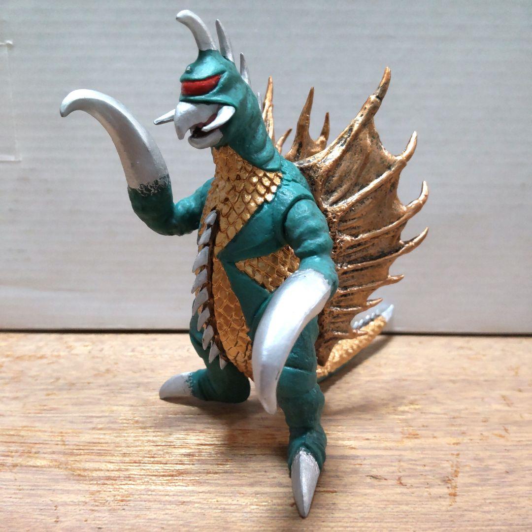 ガイガン(1972) 東宝怪獣コレクション /ゴジラ、HG、一番くじ等 - メルカリ