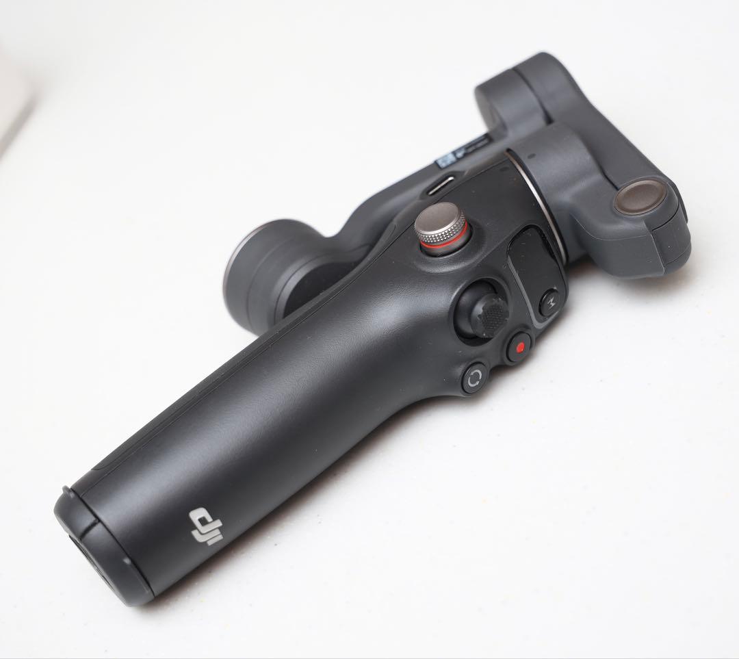 【くぼっち】DJI Osmo Mobile 7p 3軸ジンバル Amazon.com: DJI Osmo Mobile 7P Gimbal Stabilizer for iPhone