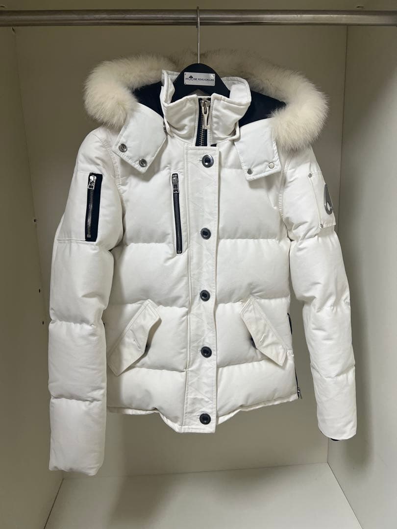 moose knuckles 白ファー白ダウンジャケット Sサイズ - メルカリ