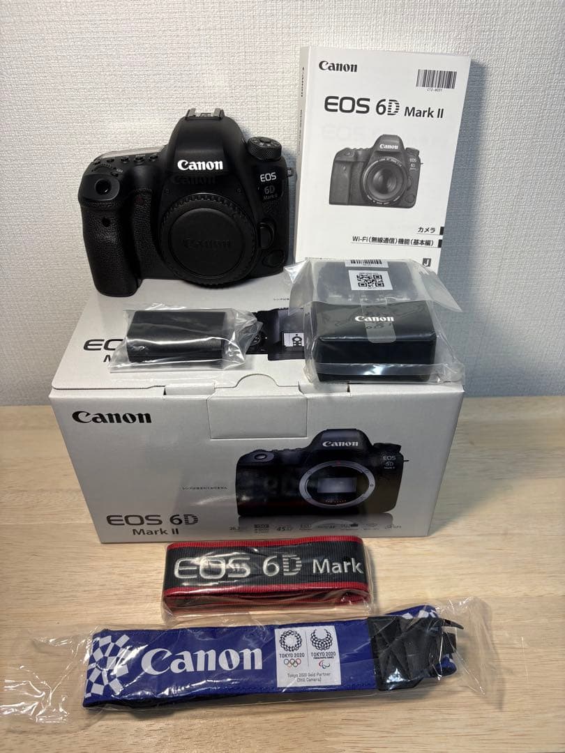 美品　Canon EOS 6D MarkⅡ Amazon.com : Canon EOS 6D Mark II Digital SLR Camera Body – Wi-Fi