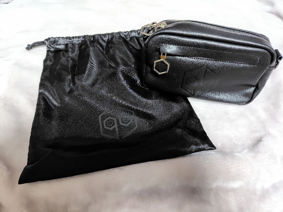 女王蜂 qb luxury mini bag ショルダーバッグ - メルカリ