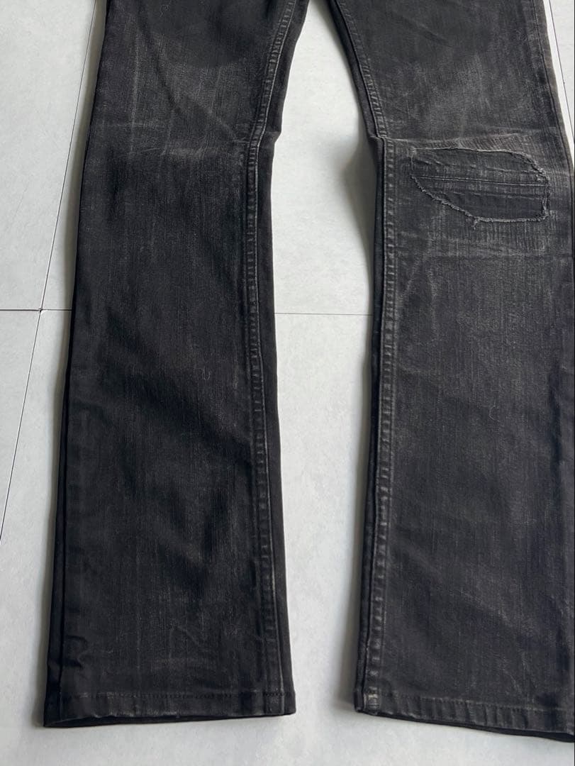 パンツ \"Pledge\" Damaged Slim Denim