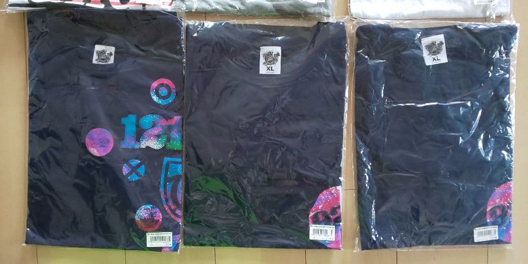 新品 B'z Tシャツ31枚（25枚がLサイズ・6枚がXLサイズ・同商品