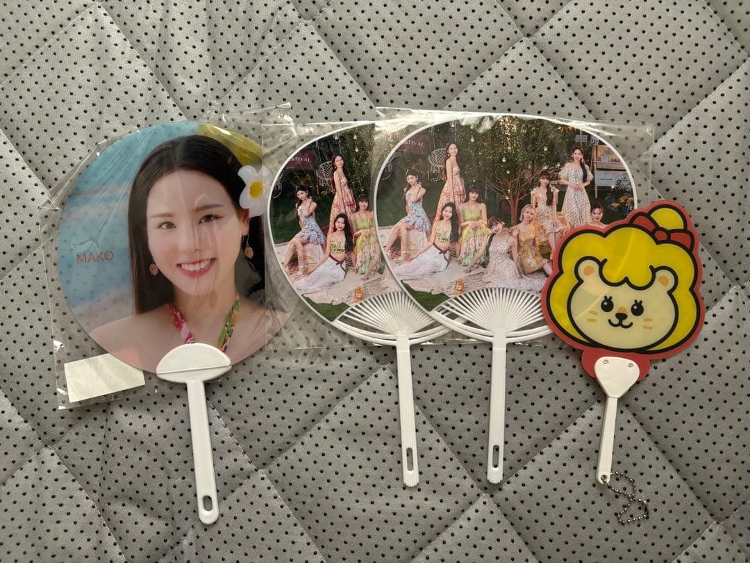 NiziU マコ まとめ売り バラ売り◎ - メルカリ