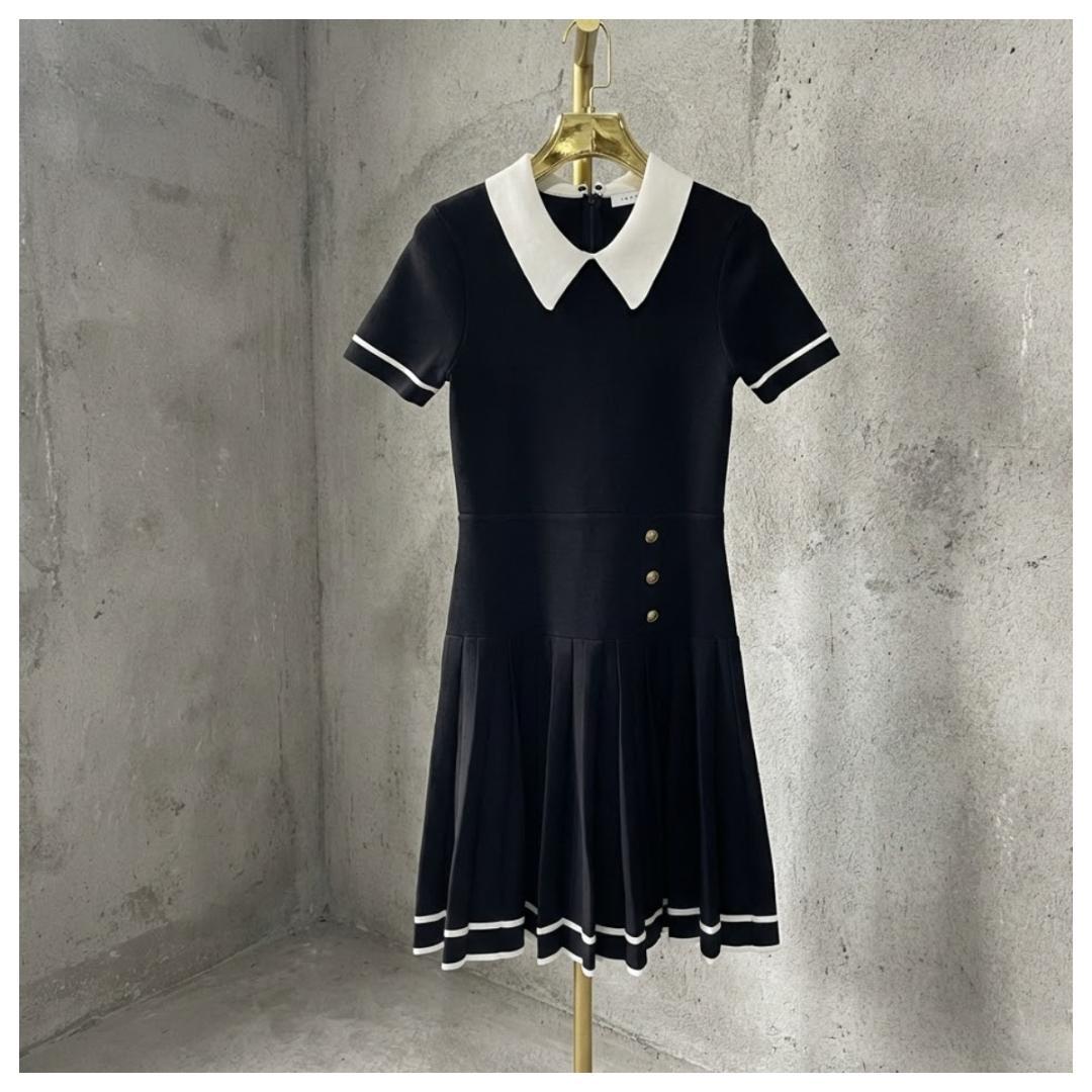 sandro サンドロ ワンピース 黒×白 プリーツ - メルカリ