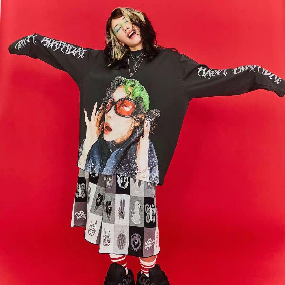 アールイードット Re. 仲里依紗 誕生日 BIRTHDAY ロングTシャツ - メルカリ