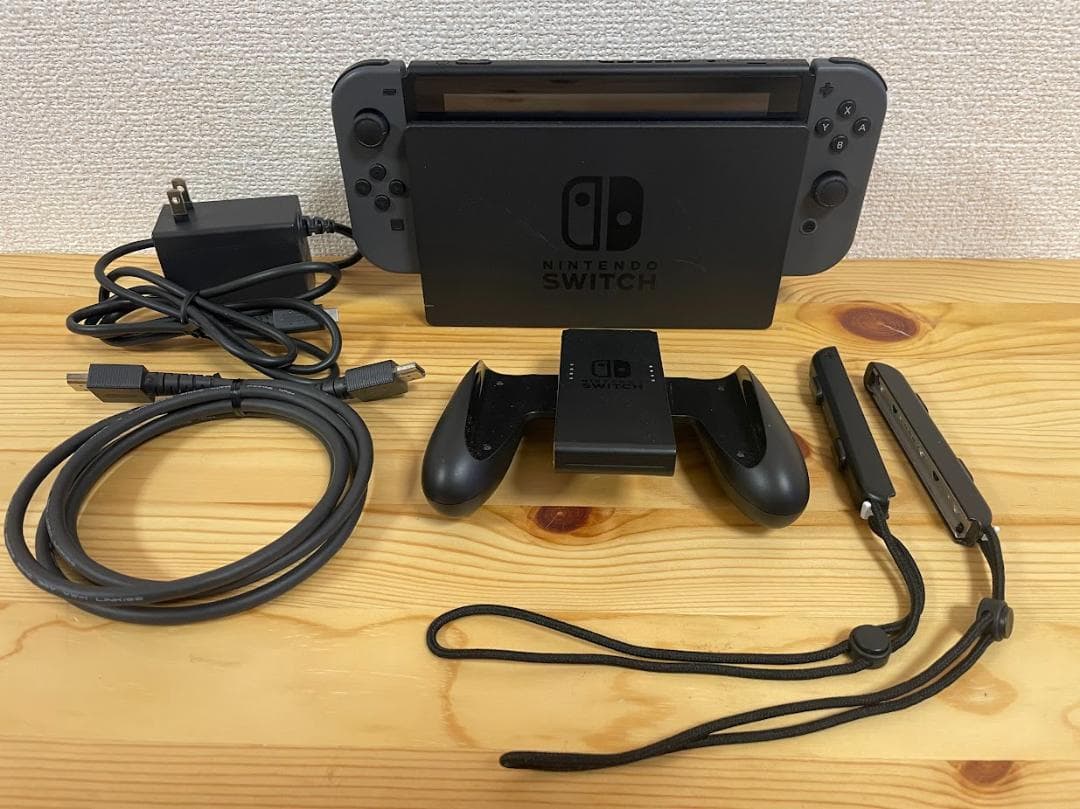愛美@プロフ様専用】Nintendo Switch＋マリオカート8＋周辺機器 - メルカリ