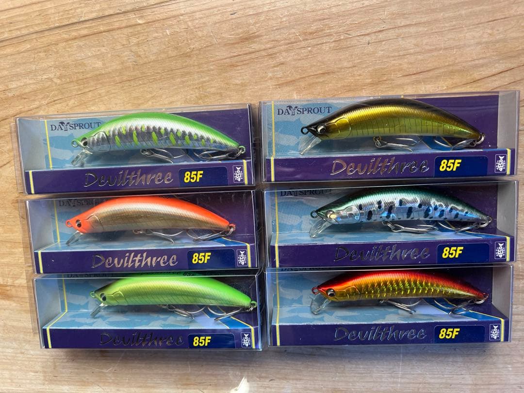 サクラマスルアー デビルスリー85F 6個セット