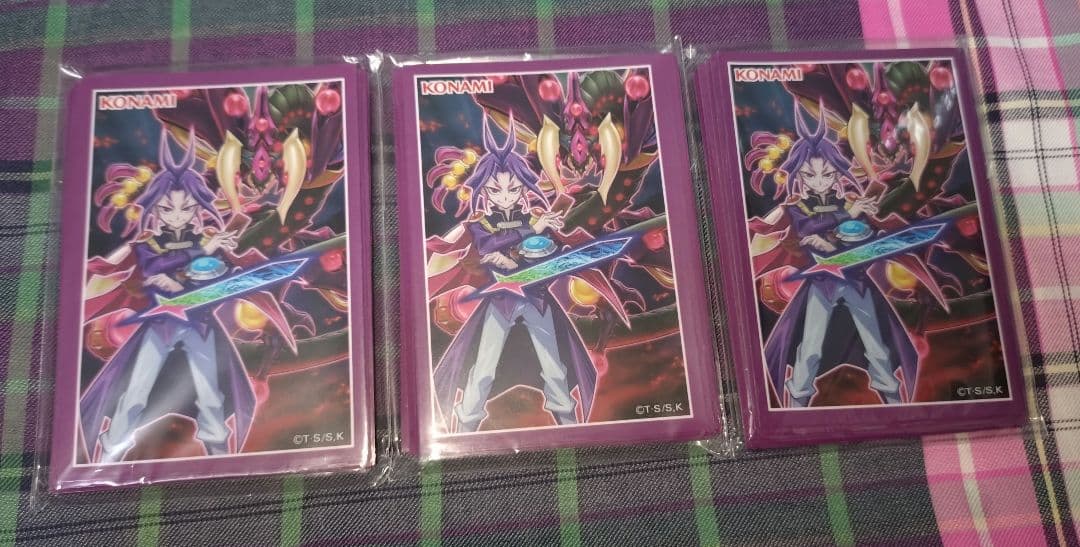 遊戯王 ユーリ スターヴヴェノムフュージョンドラゴン スリーブ 未開封 遊戯王の日 ユーリ スターヴヴェノムフュージョンドラゴン スリーブ