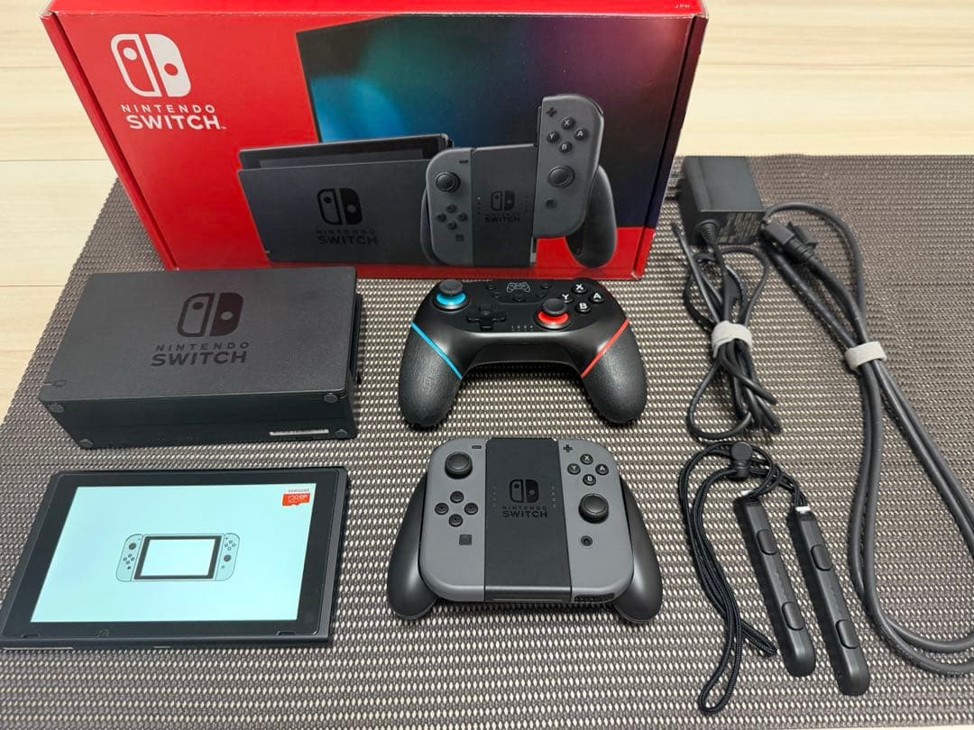 【2021年7月購入】Nintendo Switch本体＋付属品＋microSD Amazon.co.jp: 【Nintendo Switch対応】マイクロSDカード32GB for
